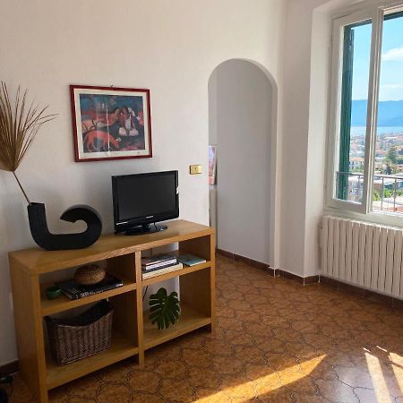 Casa Petra - Appartamento Vista Mare Citta Vecchia Bordighera Dış mekan fotoğraf