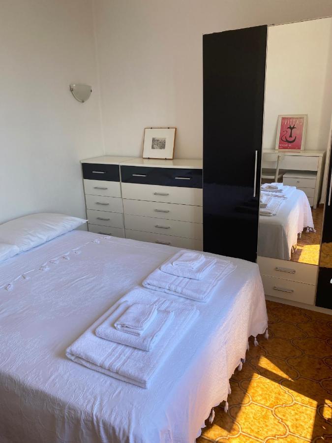 Casa Petra - Appartamento Vista Mare Citta Vecchia Bordighera Dış mekan fotoğraf
